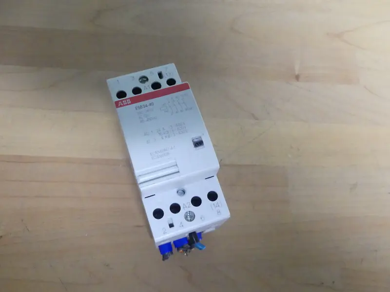 ABB Installationsschütz ESB 24-22