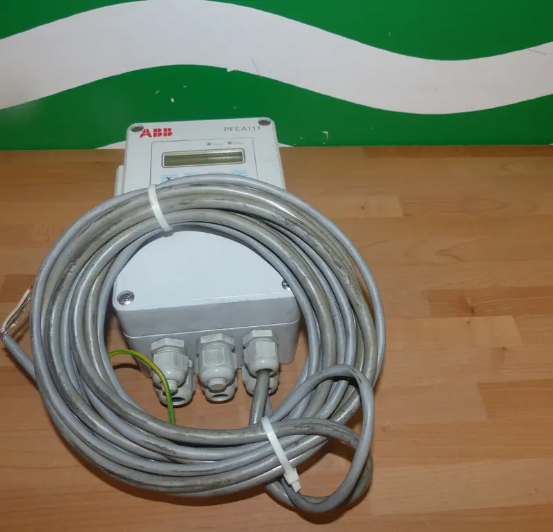 ABB PFE111 Spannungsmessgerät