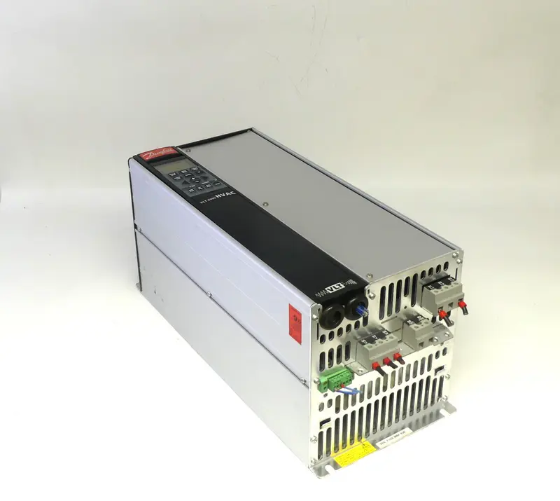Danfoss VLT6000 VLT6022HT4C20STR3DLF00A00C0