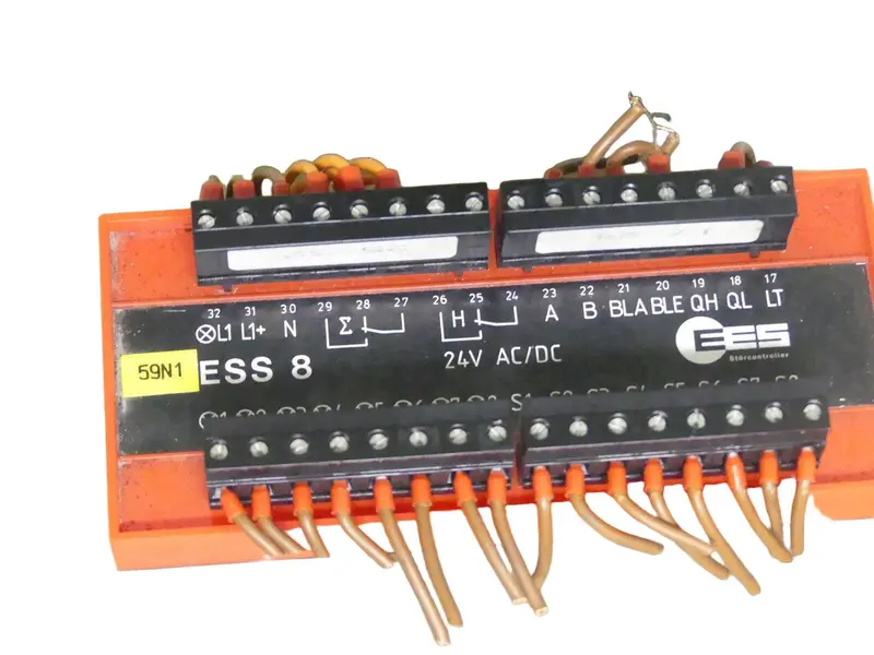 ESS EES 8 EES8 230VAC Störcontroller