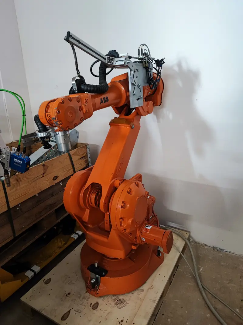 Roboter ABB Robotics IRB 2400/16 IRC5 M2004