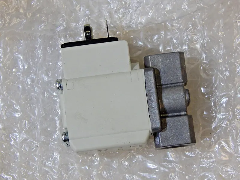 SMC Magnetventil VX210DZ3A New