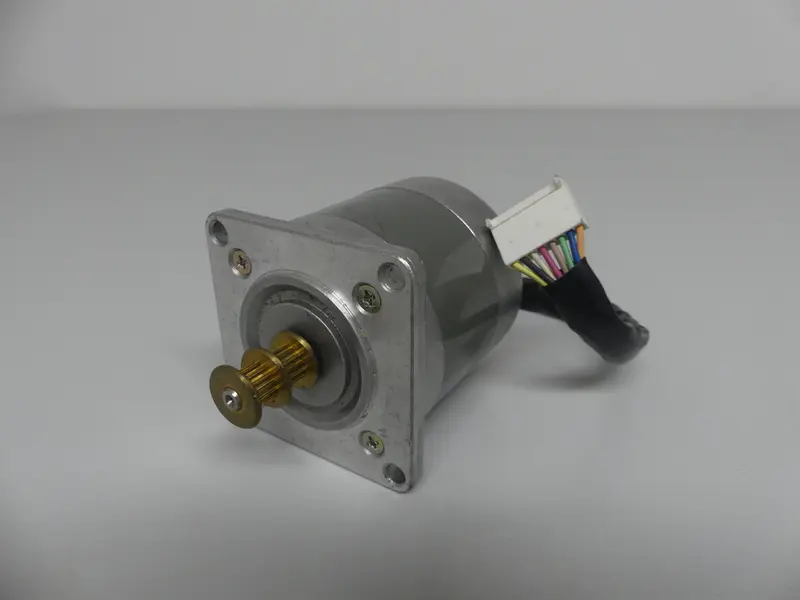 STEPPER 23LM-C038-04